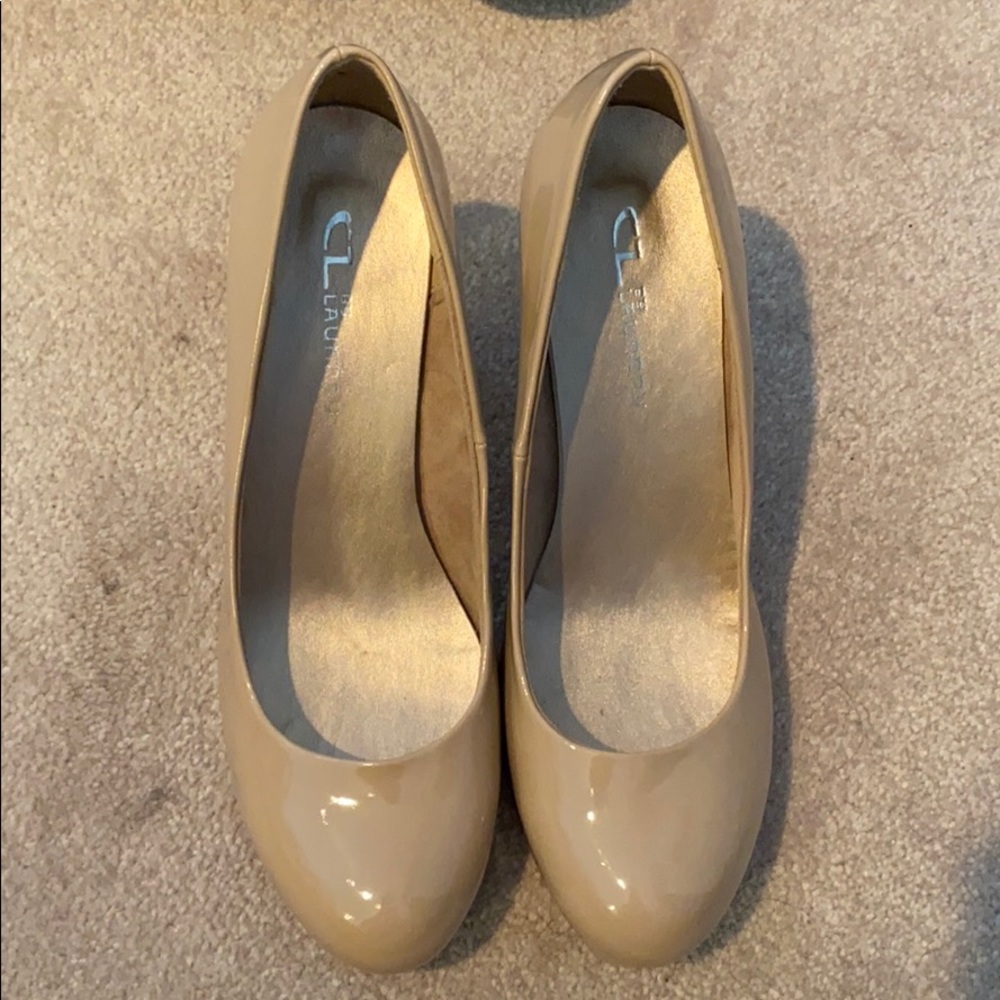 Tan heels